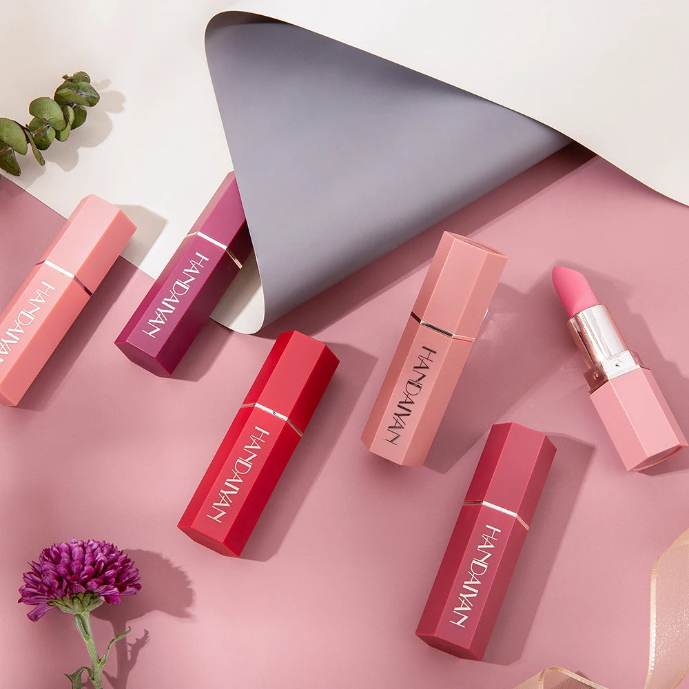 6-Color Matte Lipstick – Long-Lasting, Waterproof, Smudge-Proof Velvet Finish