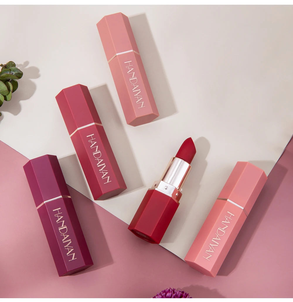 6-Color Matte Lipstick – Long-Lasting, Waterproof, Smudge-Proof Velvet Finish