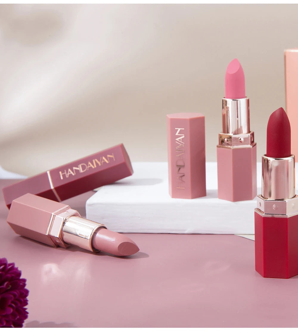6-Color Matte Lipstick – Long-Lasting, Waterproof, Smudge-Proof Velvet Finish
